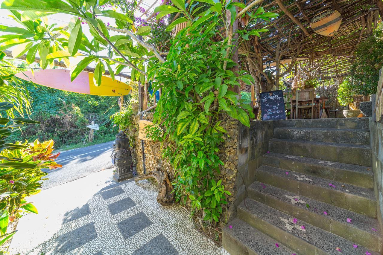 Отель Padang Padang Breeze Улувату Экстерьер фото